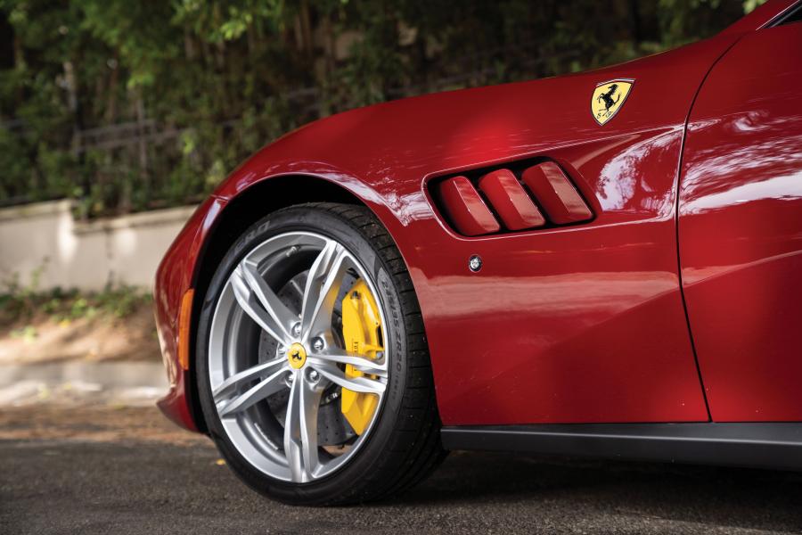 Детали экстерьера Ferrari GTC4Lusso The Icon (229194) 2018 года  (фото 19 из 32)